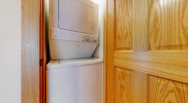 Апартаменты с 2 комнатами Pine Ridge Condos