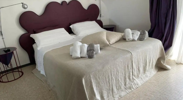 Bartago Luxury House