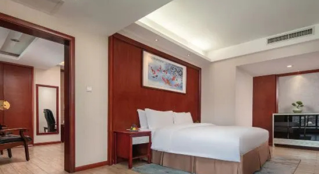 Suite Yijing Hotel