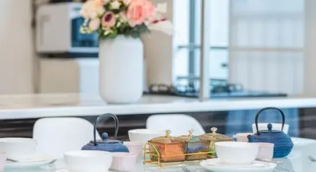 Qiqi House, Prenota Hotel Tokyo Tokyo