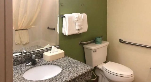 Двухместный номер Standard Quality Inn Elkton