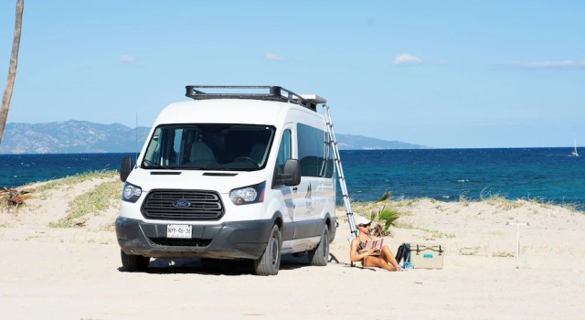 Sampa Camper Van Adventure - Explore in Style!