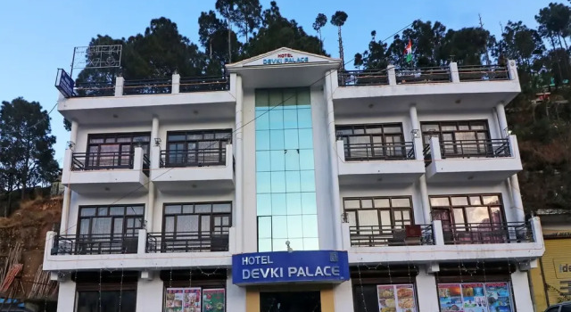 OYO 28044 Devki Palace Jain Hotel, Prenota Hotel Chamba Uttarakhand