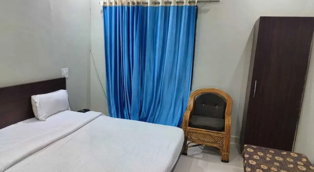 Номер Standard Hotel Basant Palace