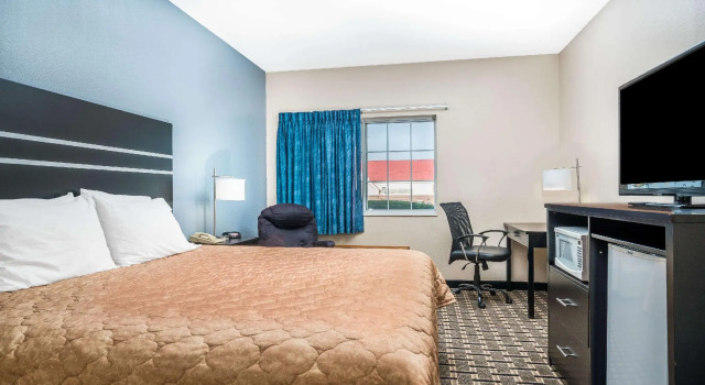 Двухместный номер Standard DUTCH INN AND SUITES