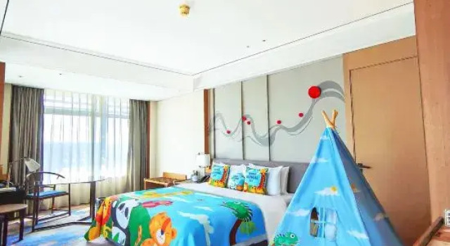 Люкс Business Wyndham Garden Foshan Jinshazhou