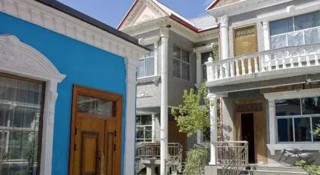 Bushe B&B (Kazanqi Folk Tourism Area, Old Town, Yili), Book Bed and Breakfast Hotels in Xinjiang with Parking, Parking