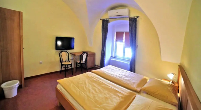 Standardní Dvoulůžkový s manželskou postelí pokoj s balkonem Rooms & Apartments Šilak