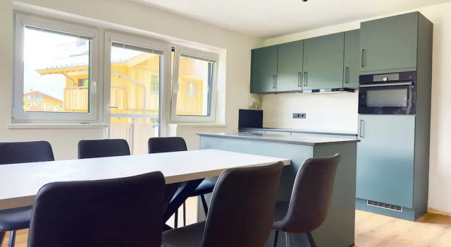 Апартаменты Comfort с 2 комнатами с балконом и с видом на горы Tevini Boutique Suites by we rent