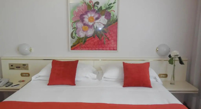 Двухместный номер Classic Starhotels Cristallo Palace