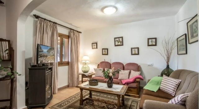 Villa - 4 Bedrooms with Pool and WiFi - 103166, Rezerwuj Willa Hotele w Majorka z parkingiem, Parking