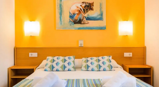 Apartamentos Vista Playa, Prenota Appartamento Santandria Isole Baleari