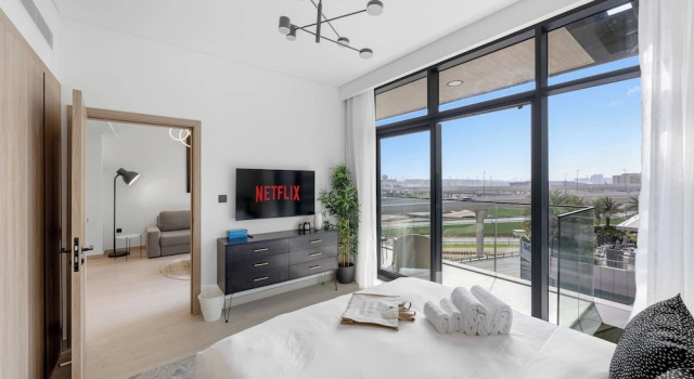 Modern Apartment with Rooftop Amenities, Забронировать Апартаменты/квартира Апартаменты Эмирата Дубая, рядом с Остановка трамвая Marina Towers, Апартаменты/квартира
