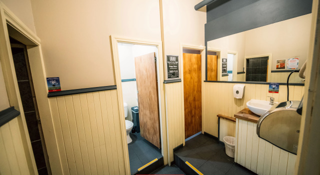 All Nations Backpackers - Melbourne, Забронировать Хостел Хостелы Мельбурна, рядом с Пристань для яхт «Е», Хостел