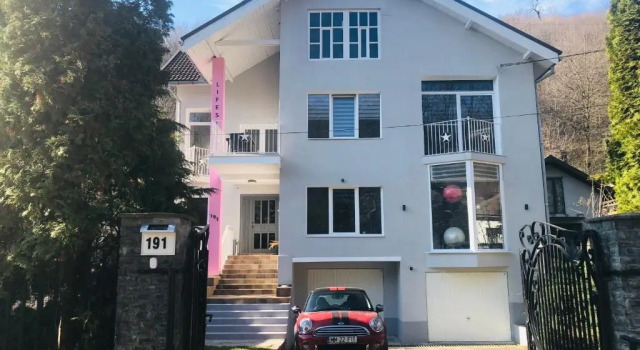 Luxury Modern Apartments, Rezervovat Apartmán Baia Mare 