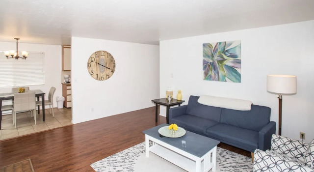 Seattle Skyline Supreme - New Apt - Sleeps 6, Забронировать Отель Отели и гостиницы Сиэтла, рядом с Кинотеатр SIFF Cinema Uptown, Отель