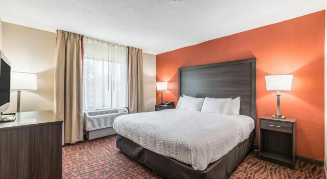 Люкс Lake Norman Inn and Suites