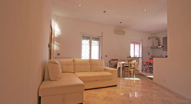 Travel & Stay - Casa Fontanini, Prenota Hotel Hotel a Lazio con parcheggio, Parcheggio