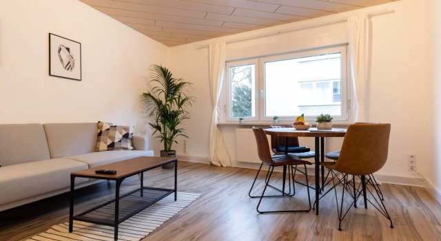 Stylisches Apartment mit Balkon, Забронировать Апартаменты/квартира Апартаменты Вуппертали, Апартаменты/квартира
