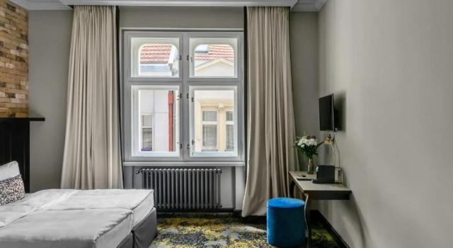 Deluxe Suite Numa l Root Rooms & Apartments