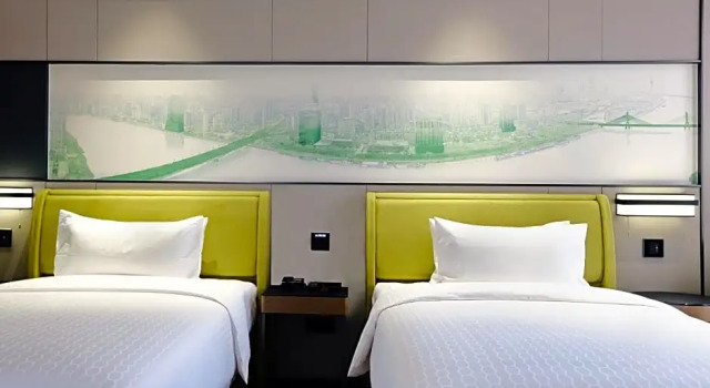 Двухместный номер Superior Hampton by Hilton Guangzhou Dongxiaonan