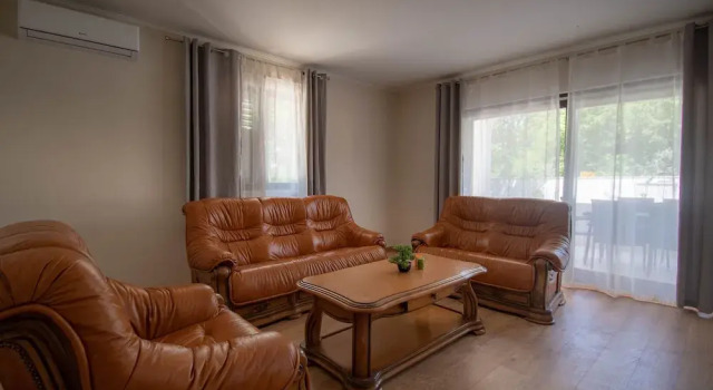 Family apartments in Šušnjići