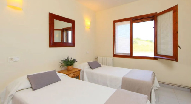 Mas Rovira 8, Rezervasyon Otel Bellcaire Catalonia
