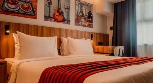 Номер Deluxe Novel Hotel Manila