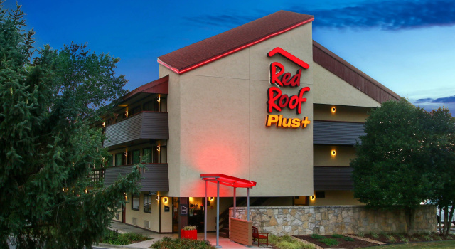 Red Roof Inn PLUS+ Statesville, Забронировать Отель Стейтсвилл Северная Каролина