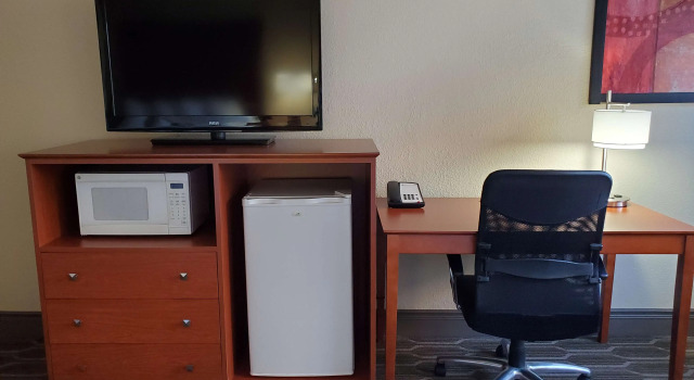 Четырёхместный номер Standard Best Western Plus Milwaukee Airport Hotel & Conference Center
