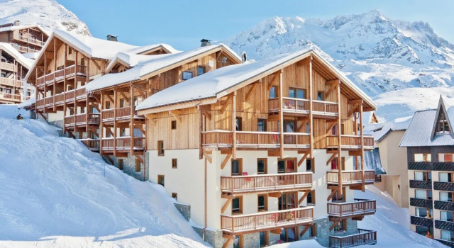Luxury Apartment on the Slopes in Bustling Val Thorens