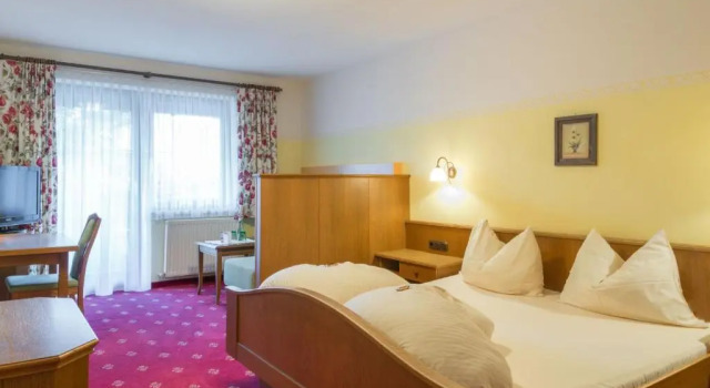Семейный номер Standard Hotel Krone Tirol
