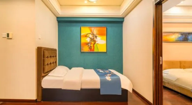 Люкс Sea Dream Seaview Hotel (Zhongshan Square Venice Water City)