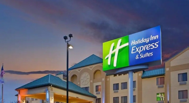 Люкс c 1 комнатой Holiday Inn Express Hotel & Suites Fenton/I-44 by IHG