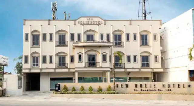 New Holie Hotel, Book Hotel Hotels in Sumatra with Breakfast, Breakfasts