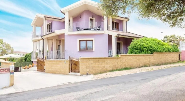 Valledoria grande Villa con piscina per 10 persone a 500m dalla spiaggia, Забронировать Вилла Виллы Валледория, рядом с Пляж Ла Чачча, Вилла