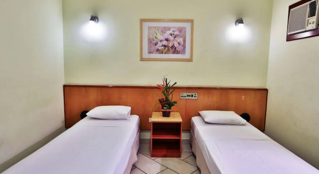 Hotel Chácara do Mosteiro, Забронировать Отель Сан-Висенти штат Сан-Паулу, рядом с Brisamar Shopping