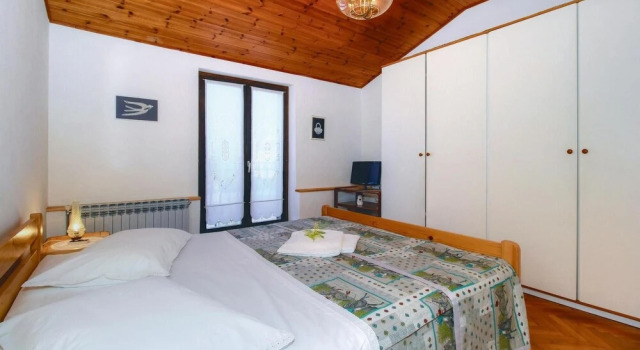 Stunning Apartment in Umag With 2 Bedrooms
