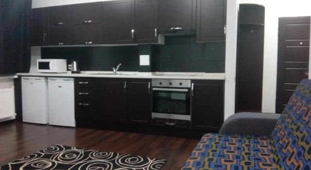 Апартаменты Superior Main Street Apartments