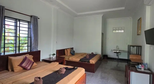 AHHA Bungalow Kampot