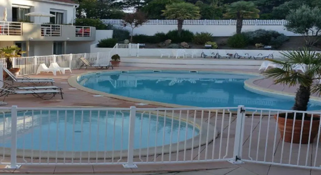 Апартаменты LOGEMENT T2 PMR piscine Privée 400m de la Plage