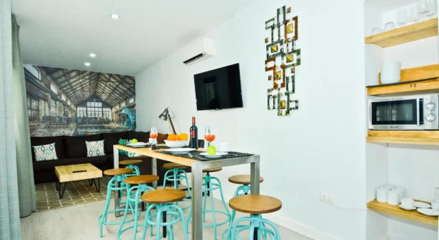 Апартаменты Цокольный этаж The Zentral Suites & Apartments