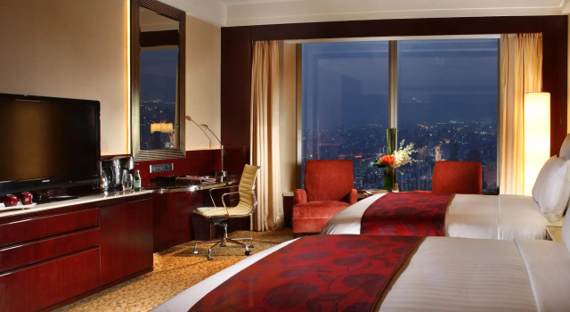 Номер Standard с видом на город Marriott Shanghai Changfeng Park