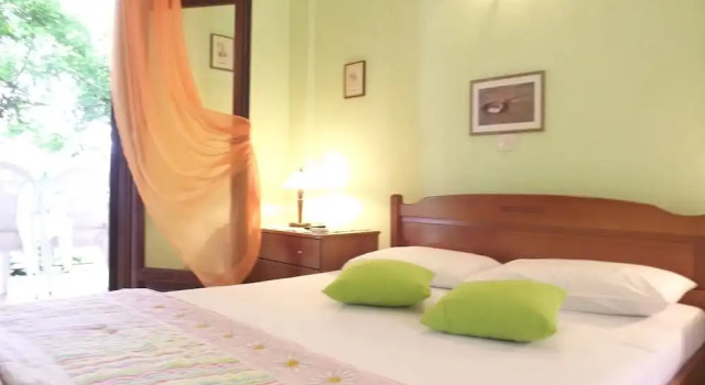 Студия с балконом Pefka Studios & Apartments
