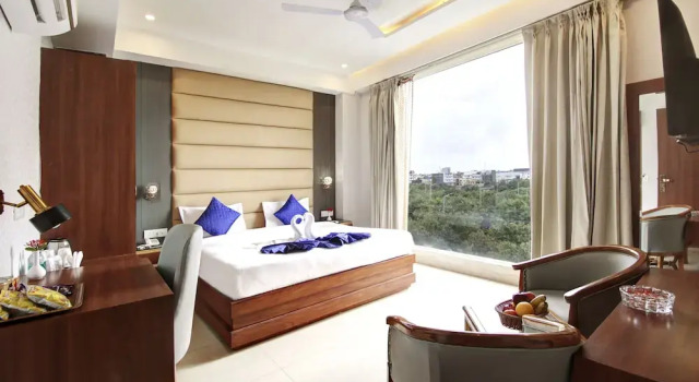 Номер Luxury Marks Hotel & Banquet