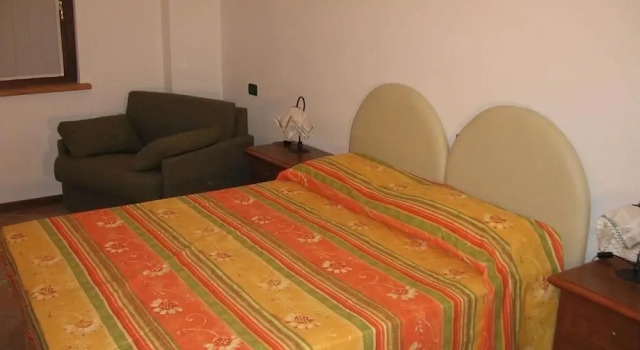 Residence Aquila, Забронировать Отель Отели Брюссон с парковкой, Парковка
