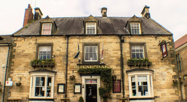 The Royal Oak Hotel, Prenota Hotel  