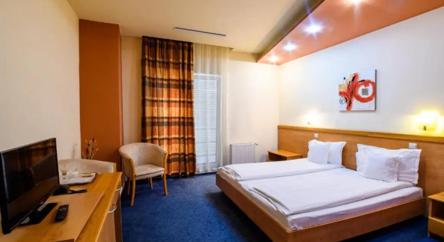 Номер Standard Hotel Torontal