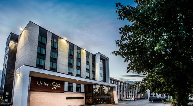 Hôtel Universel in Rivière-du-Loup, Book Hotel SPA-hoteller i Bas-Saint-Laurent, SPA