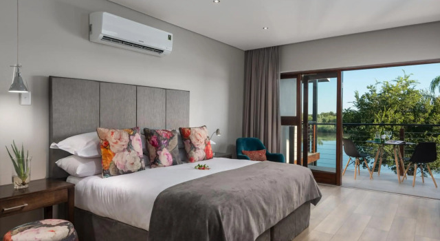 River Place Manor, Забронировать Отель Отели Апингтон с бассейном, рядом с Kalahari Mall, Бассейн